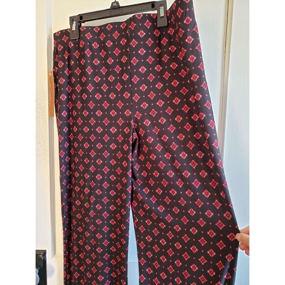 ALMOST A FAMOUS women's pull on w/ bow tie black red print soft wide legpants XL - Picture 4 of 9
